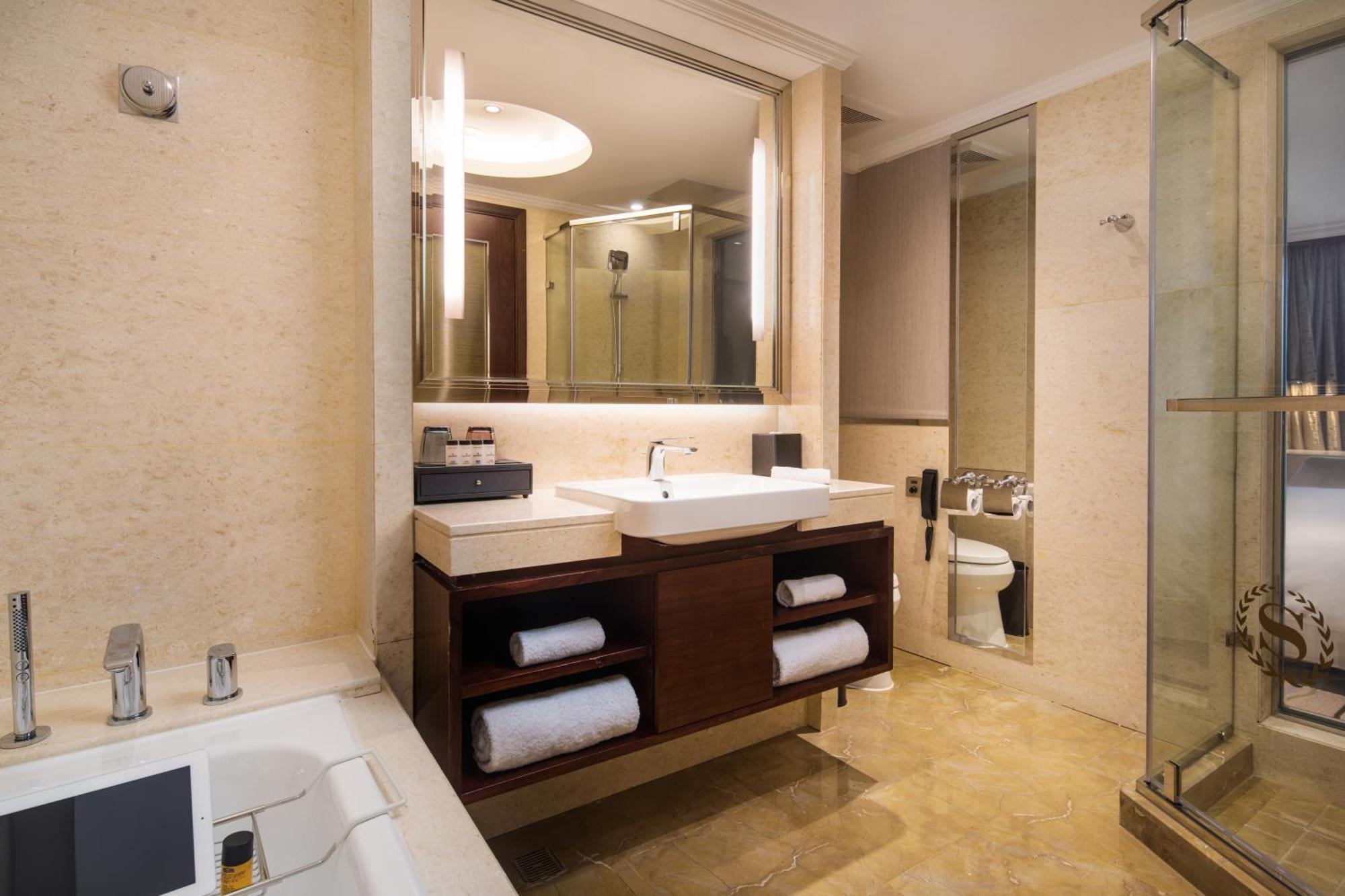 Sheraton Nanjing Kingsley Hotel & Towers Kültér fotó